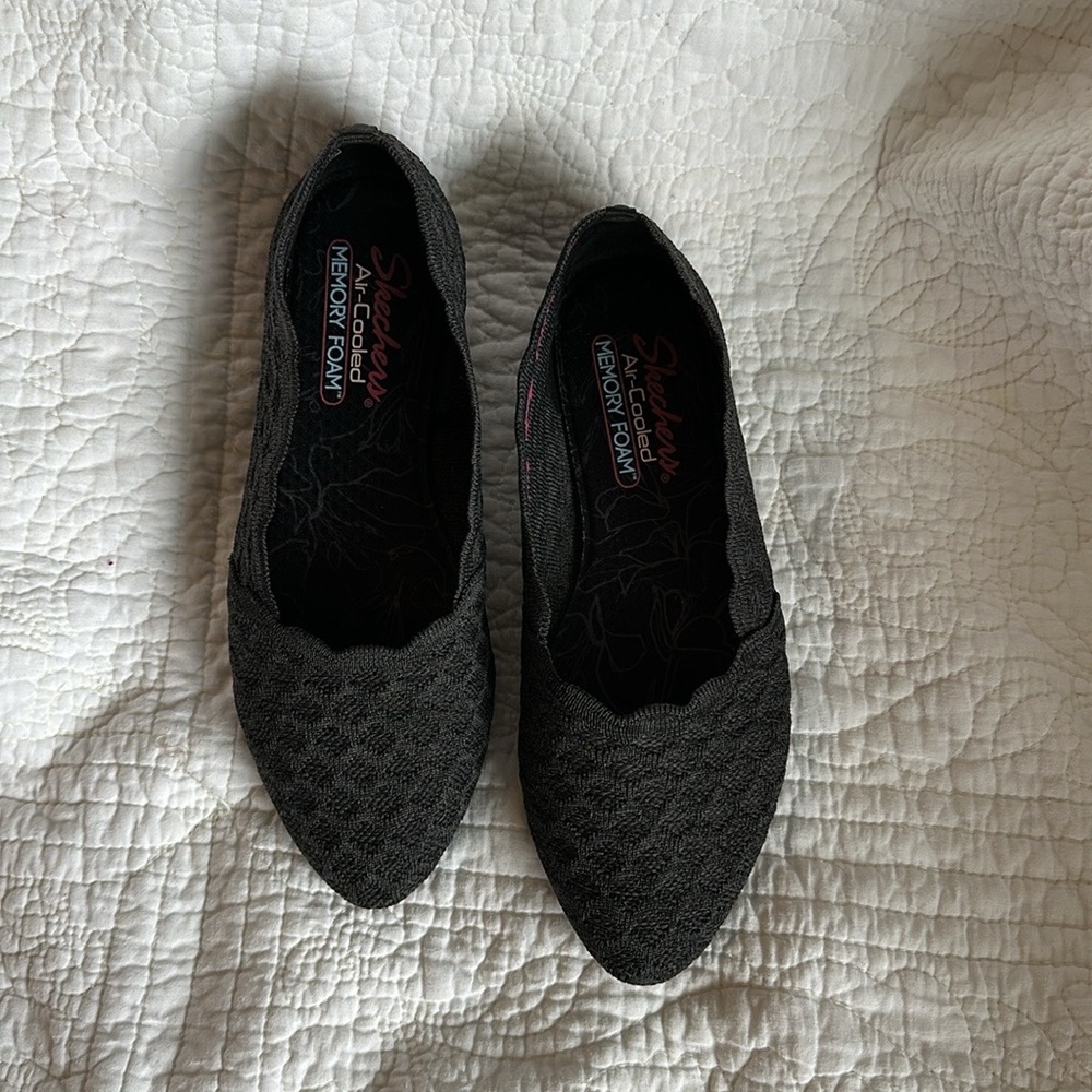 Ballet Flats: Skechers stretch fit “Cleo Honeycomb” style.
